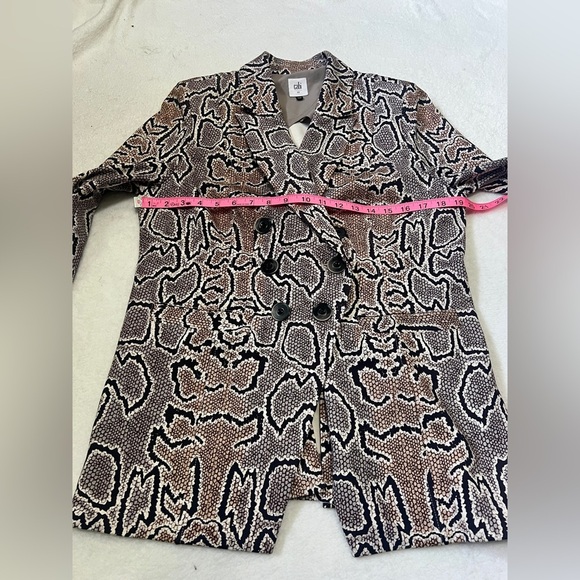 Cabi Python Snake Double Breasted Blazer - Size 12 - Picture 11 of 13